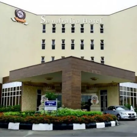 Sandralia Hotel
