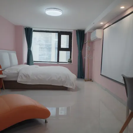 Tianjin Redwood Tree Hotel Apartment (Tuanbo Resort University of Traditional Chinese Medicine)