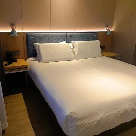 Home Inn · Neo (Xinda Jiayuan Panshi Government Service Center Store)