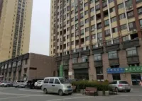 Candy House Boutique Homestay (World Trade Diamond Apartment) Hotels near Lion Hill Tomb of Chu Duke