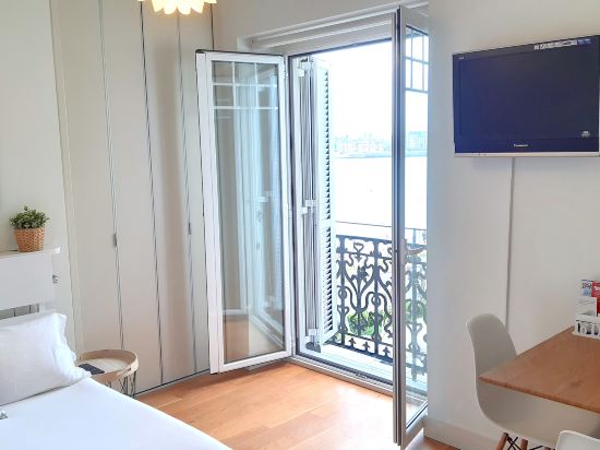ESTUDIO DE LUJO CON VISTAS AL MAR por www.SanSebastianApartments.es
