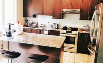 Whitby quiet charming family room Great Toronto (free parking)
