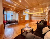 Olive Grand View , Hotel