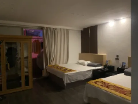 Yanji Jialong Homestay