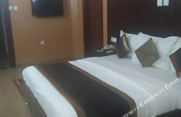 鱷魚酒店及餐廳有限公司