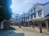 Yunhe Meet B&B Hotels in Yunhe