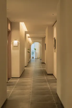 Yanhai Homestay Hotel Отели рядом с достопримечательностью «Xinghai Square Recreation Ground»