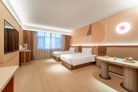 Orange Hotel (Bole Kaiping Lake Park)