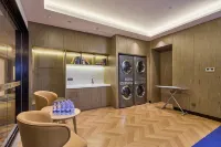 Vienna International Hotel (Tangshan Normal University Yuanyang City Branch) - parking