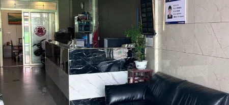 Changxin Hotel (Zhenping Xinmin Road Shifosi) Отели в г. Чженьпин