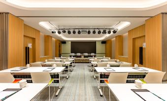 Holiday Inn Express Nanjing Xi'anmen, an IHG Hotel