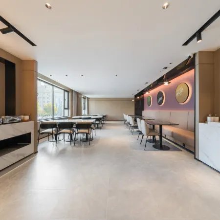 Ni Hao Hotel (Kuqa Tianshan Zhong Road)