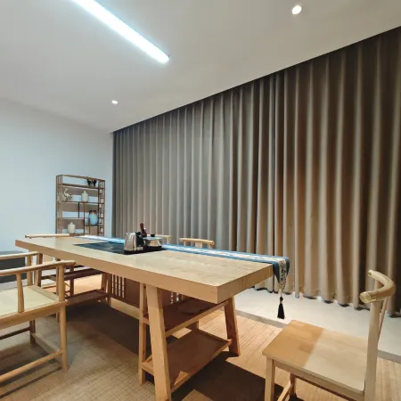 XIANGYANG PROS HOTEL