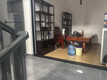 Fuliangyuan Hotel (WeiShan Ancient City Pioneer Academy) Отели рядом с достопримечательностью «Nanzhao Culture Square»