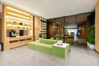 GreenTree Inn Baicheng Hotel - ที่มีที่จอดรถ