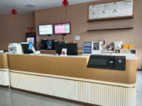 칭주 즈쉬안 호텔 (치지광 애비뉴)