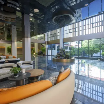 Welcome Building Hotel