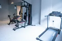 Marriott Lanting Hotel (Shanyang People's Square Bus Station Branch) - Gym