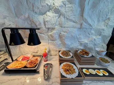 莫迪飯店（亞泰銀河灣店） 芳畈客運站附近的飯店