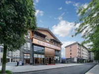 季楓國際飯店(都江堰景區南橋店) 都江堰景區-二王廟附近的飯店