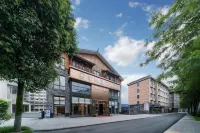 Jifeng International Hotel (Dujiangyan Irrigation Project Scenic Spot Nanqiao Branch)