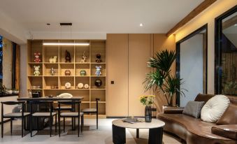 Shangri-La Yuemengyaju Homestay