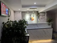 Baolai Hotel (Lanzhou Railway Station Subway Station)