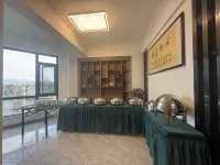 Qujing Deyuan Hotel