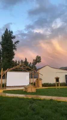 Tangbula Gallery Above the Clouds - parking