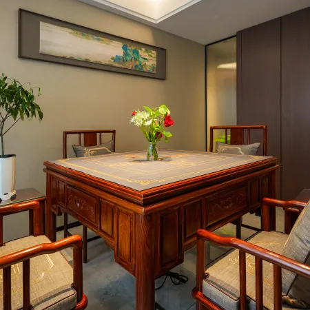 Huining Xinyuanju Hotel