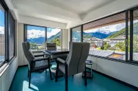 Yuanli Kunju Homestay (Hailuogou Moxi Ancient Town) - New