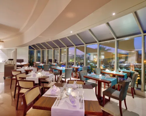 Majestic City Retreat Hotel Hotels near Titanic