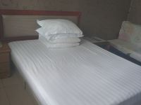 郑州金水区绿城宾馆 - 普通大床房