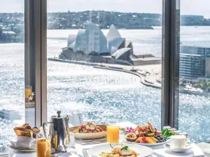 Four Seasons Hotel Sydney