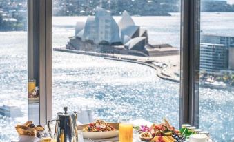 Four Seasons Hotel Sydney