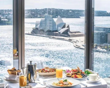 Four Seasons Hotel Sydney Hotels in Sydney