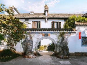 Bozhouli Hostel