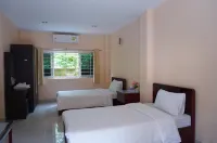 Jirasin Hotel & Apartment - 2-Star