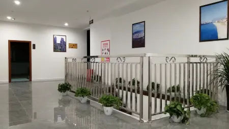 Sinan Hot Spring Hotel Отели рядом с достопримечательностью «Sinan Ancient City»