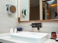 雲天洲際ホテル（廣豐バスターミナル） 永豊大橋周辺のホテル