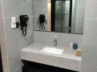 Xingyu Homestay Hotels near Yunnan Technology and Business University