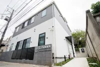GLOU Higashi Shinjuku Hotels in Tokio