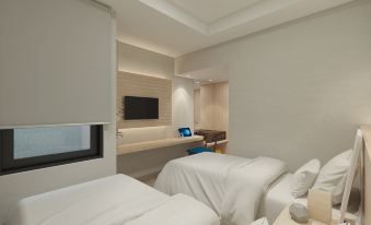 Eightin Hotel Sudirman Jakarta