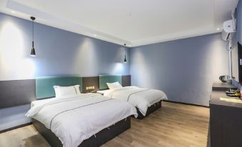 608 Bushiness Apartment