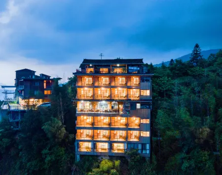 Longji yunshang Homestay Отели рядом с достопримечательностью «Longji Ancient Zhuang Village»