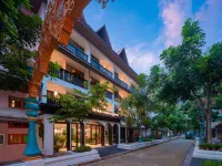 EASE VILLA HOTEL
