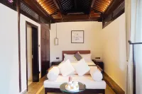 Jushanguan Guesthouse Hotels near Ding'an Museum