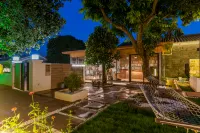 Weizhou Island Lingjing Yunshan Homestay (Shell Beach) Отели рядом с достопримечательностью «Католическая церковь в южной южной церкови»