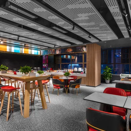 Ibis Hotel Deyang Wuzhou Plaza