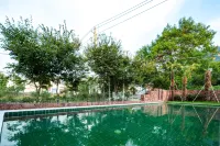Liyang Nanshan Bamboo Sea Dreamland Art Hot Spring B&B - สระว่ายน้ำแบบอินฟินิตี้